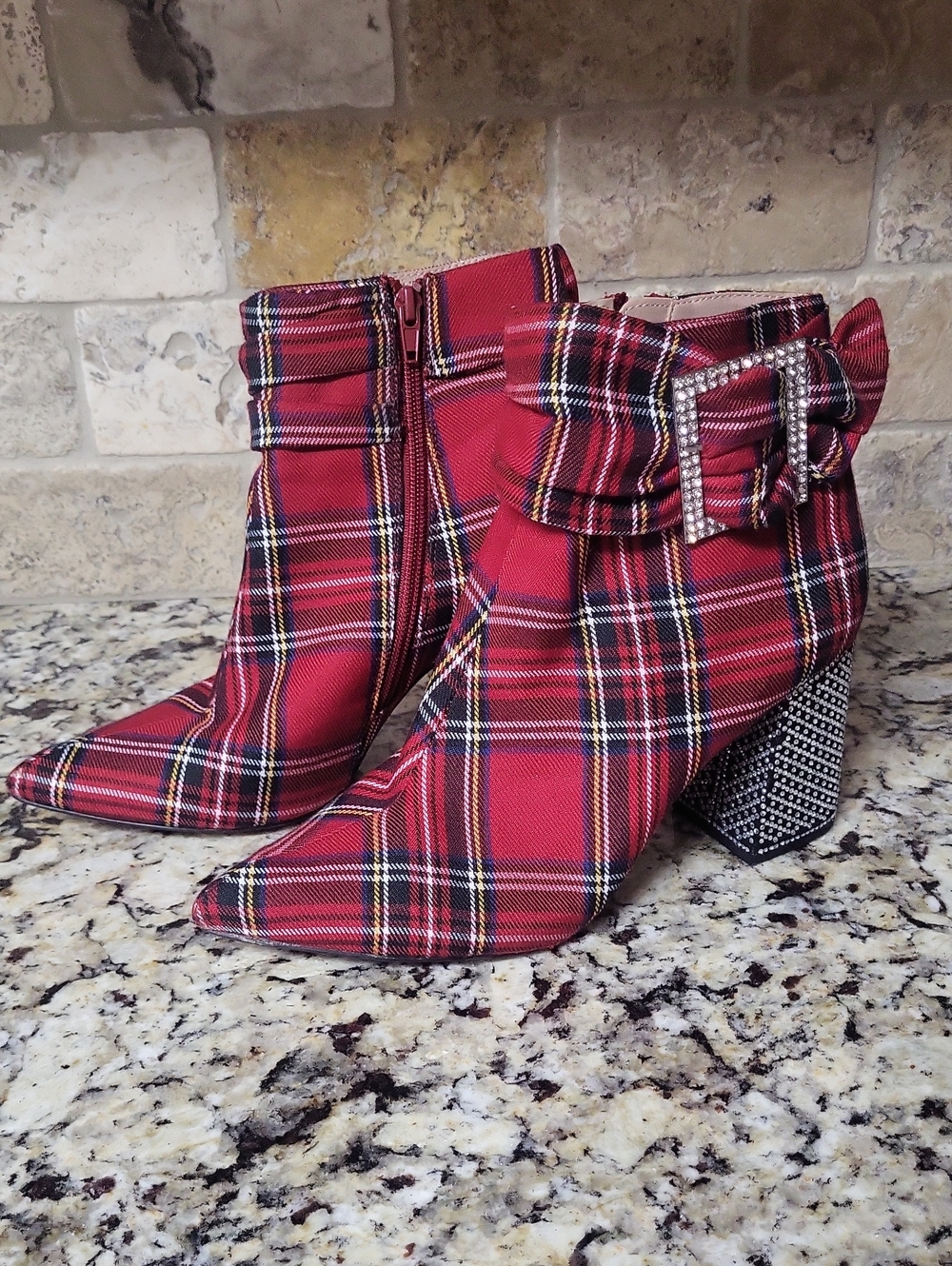 Betsey Johnson Millburn Red Plaid Rhinestone Ankle Booties Size 8